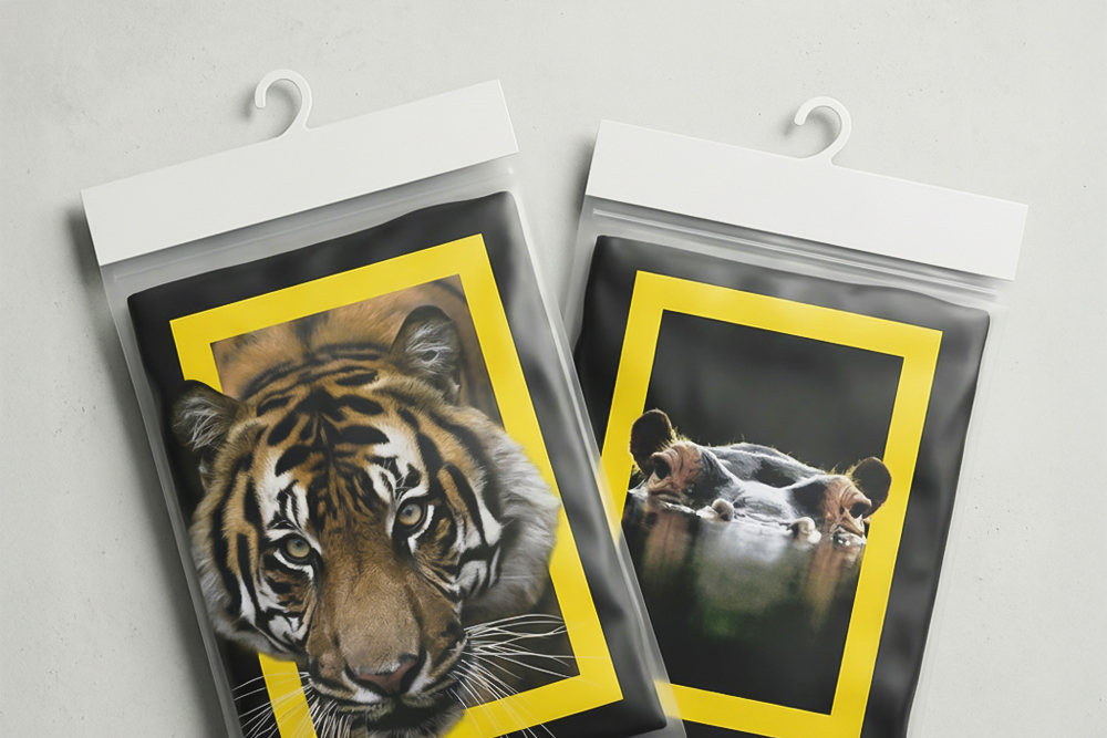 Hanger and cardboard insert packaging &ndash; garments prepared on hangers with a cardboard insert, ready for display