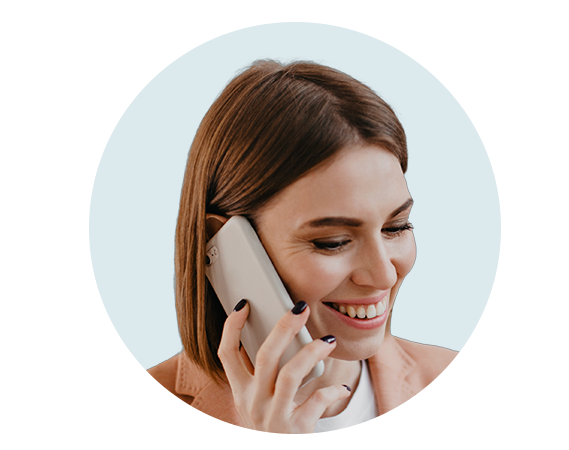 Contact Lynka Customer Service - Friendly support for decoration techniques Smiling woman talking on the phone, representing customer service support